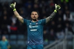 全市场：热刺对维卡里奥要价不低于2500万欧，国米考虑卡普里莱